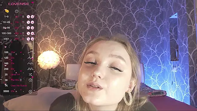 MiaMiaMeow online show from March 2026 03:17:01 PM