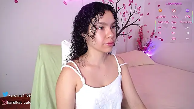 Karolina 1 online show from February 2026 01:55:01 PM