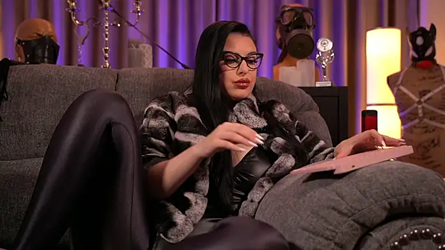 kelly kent online show from December 2024 12:53:01 AM