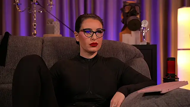 kelly kent online show from February 2025 10:54:01 PM