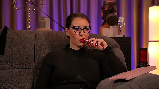 kelly kent online show from February 2025 01:56:01 AM