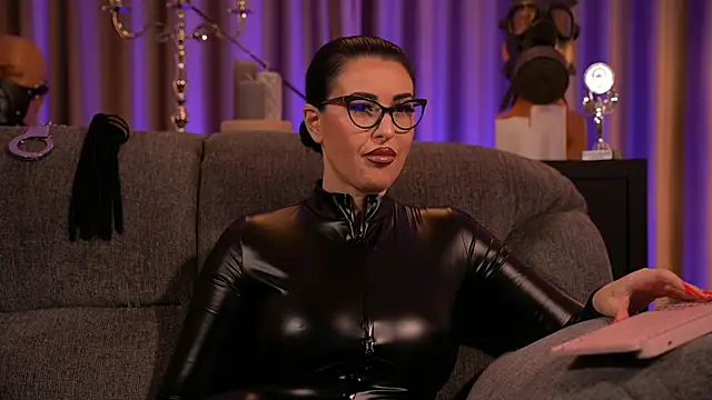 kelly kent online show from February 2025 11:12:02 PM