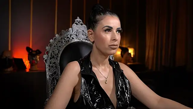 Snapshot of kelly_kent chatting on June 2026 08:19:01 PM kelly kent online show from June 2026 08:19:01 PM