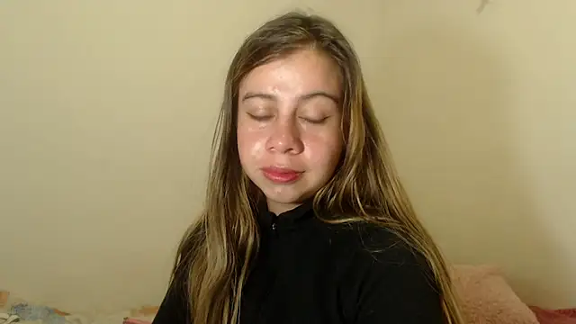 SweetSofty online show from January 2025 06:13:02 PM