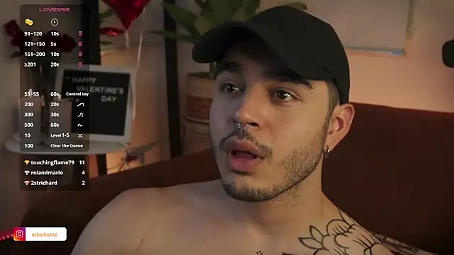 Snapshot of Arkaikomz chatting on February 2025 10:21:01 PM Arkaikomz online show from February 2025 10:21:01 PM