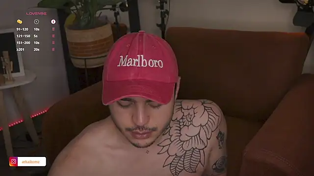 Snapshot of Arkaikomz chatting on March 2025 01:35:02 AM Arkaikomz online show from March 2025 01:35:02 AM