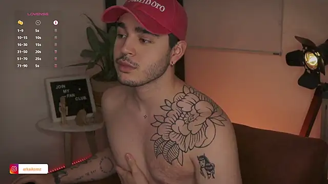 Snapshot of Arkaikomz chatting on March 2025 03:30:02 AM Arkaikomz online show from March 2025 03:30:02 AM