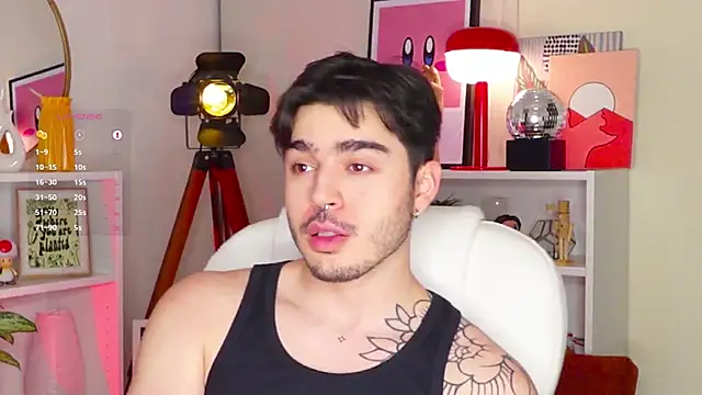 Snapshot of Arkaikomz chatting on November 2025 10:59:02 PM Arkaikomz online show from November 2025 10:59:02 PM