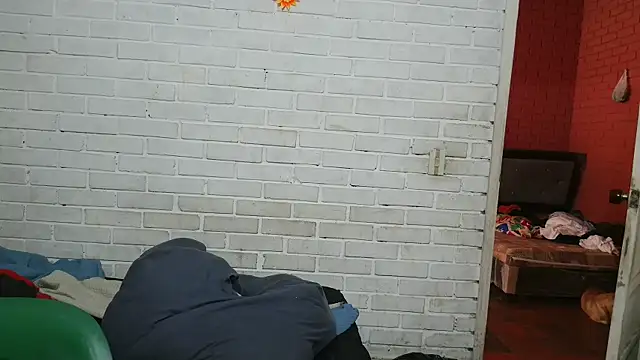 valeriaswang Lucas online show from December 2025 04:02:02 PM