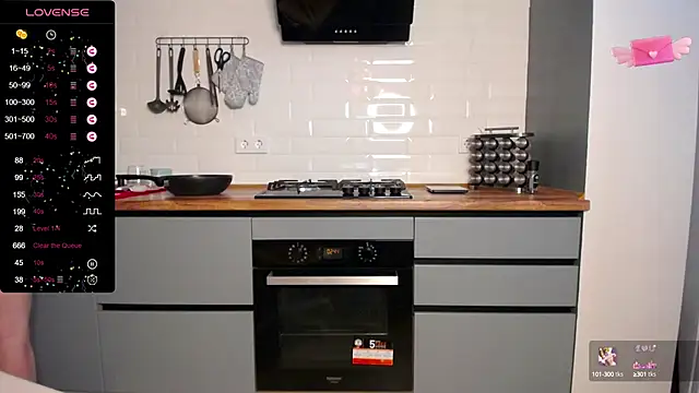 BubbbleGumm online show from February 2025 02:57:01 PM