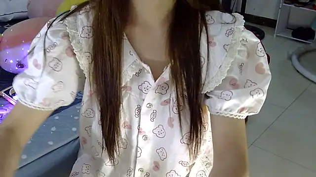 Snapshot of PinkCoi888 chatting on September 2025 11:45:02 AM PinkCoi888 online show from September 2025 11:45:02 AM