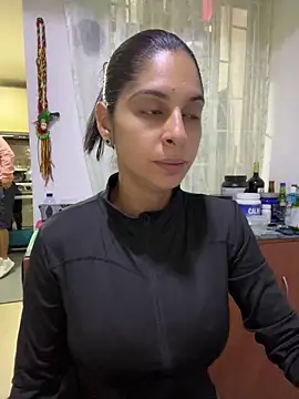 charlotte stevenss  online show from March 2025 02:53:02 PM