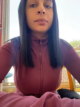 charlotte stevenss  online show from February 2026 05:13:02 PM