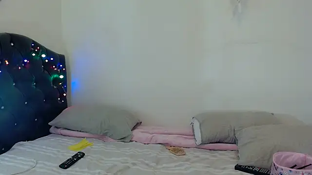 Snapshot of gooddes303salome chatting on October 2025 05:30:01 AM gooddes303salome online show from October 2025 05:30:01 AM