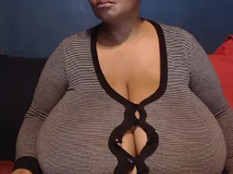 CUTEFIRMMELONSS online show from March 2025 03:33:02 AM