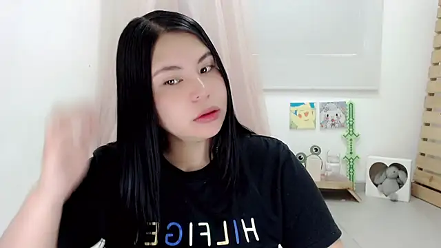 Youlittlepervertt  online show from November 2025 11:21:02 AM