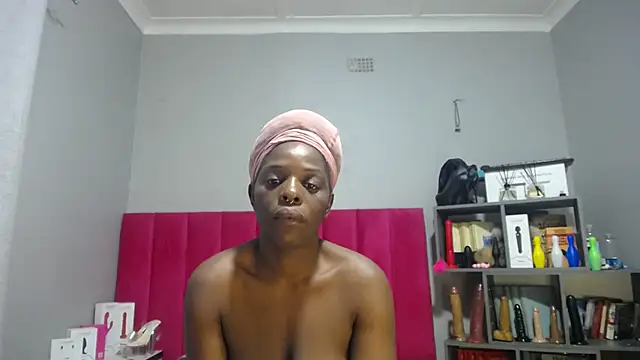 Shaniko89 online show from November 2025 06:14:02 AM