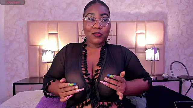 Darnellqueen online show from February 2025 07:59:02 AM