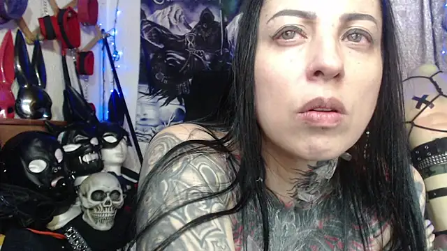 Snapshot of Astartexxx chatting on November 2025 12:49:01 PM Astartexxx online show from November 2025 12:49:01 PM