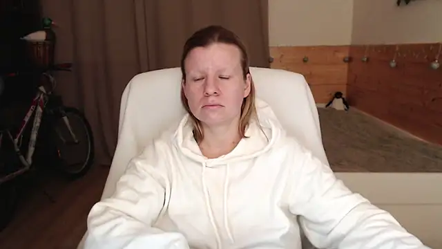 Exponent 5 online show from December 2024 09:35:01 PM