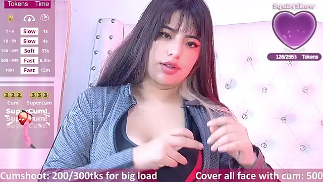 Snapshot of Hikikodoll__ chatting on June 2026 12:53:02 AM Hikikodoll online show from June 2026 12:53:02 AM