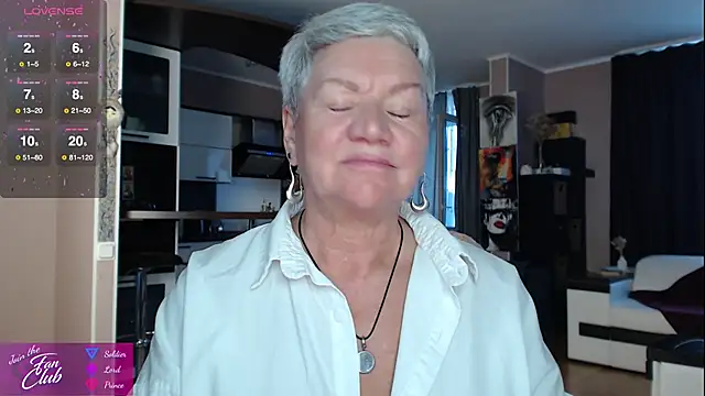 roxana brooks online show from September 2025 02:42:02 PM