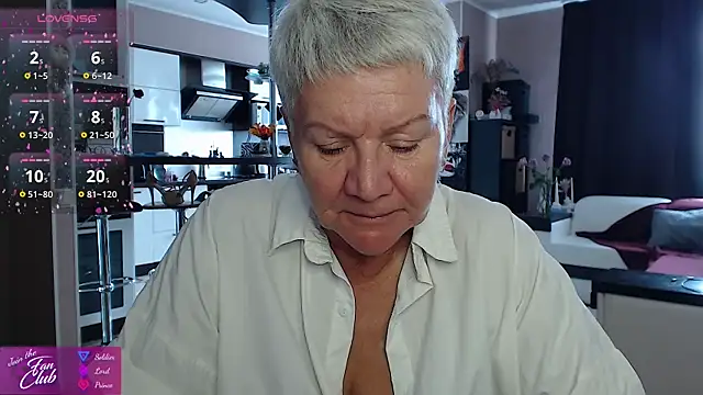 Snapshot of roxana_brooks chatting on July 2026 10:56:02 AM roxana brooks online show from July 2026 10:56:02 AM