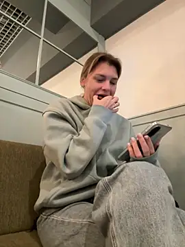 ValenciaShock online show from October 2025 06:42:02 AM