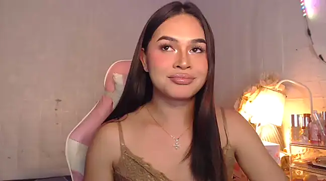 Snapshot of Ashely_Lewis chatting on January 2025 03:21:01 PM Ashely Lewis online show from January 2025 03:21:01 PM