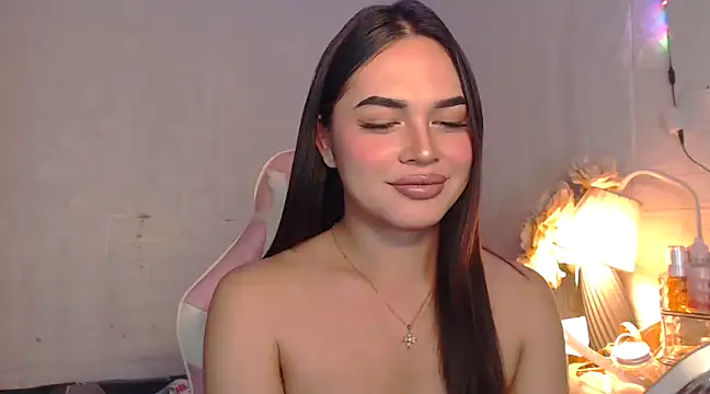 Snapshot of Ashely_Lewis chatting on February 2025 03:08:02 PM Ashely Lewis online show from February 2025 03:08:02 PM