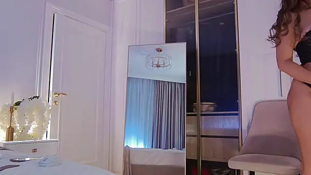 MilaDYstarlight online show from February 2025 02:53:01 AM