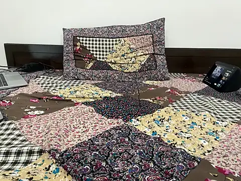 debu46 online show from October 2025 08:21:02 PM