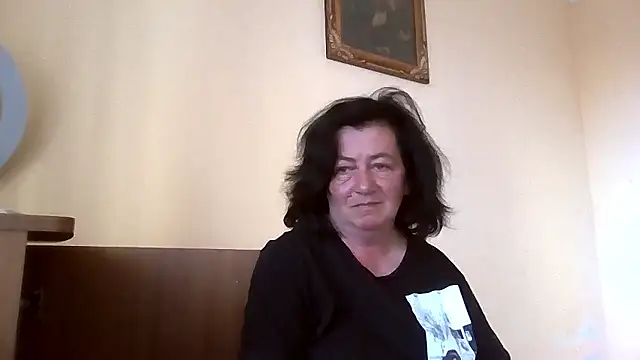 GypsiQueen2 online show from May 2026 05:10:02 PM