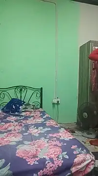 Snapshot of ElisyaHijabDoll chatting on February 2025 06:51:01 PM ElisyaHijabDoll online show from February 2025 06:51:01 PM