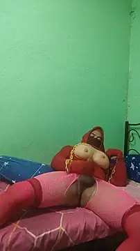 Snapshot of ElisyaHijabDoll chatting on March 2025 08:11:01 PM ElisyaHijabDoll online show from March 2025 08:11:01 PM