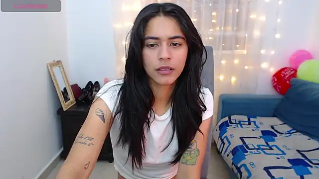 imSophia online show from February 2026 07:37:02 PM