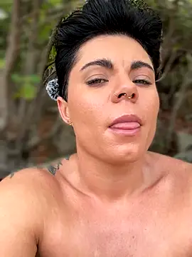 LukeLouHarvey online show from September 2025 04:23:02 AM