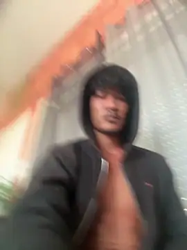 juniiorre online show from October 2025 10:04:01 AM