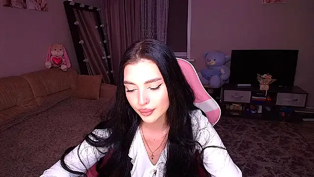   Malika   online show from September 2025 02:33:02 PM