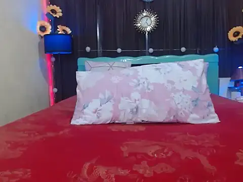 UrAsianPrincessDanie online show from February 2026 04:25:02 PM