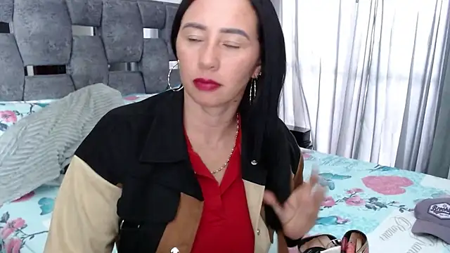 sara hott 1 online show from September 2025 08:02:01 PM