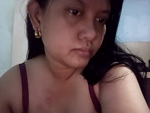 Snapshot of Honeybun25 chatting on January 2026 03:38:01 PM Honeybun25 online show from January 2026 03:38:01 PM