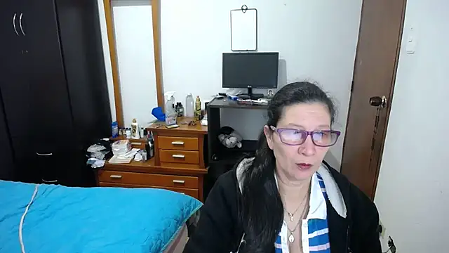 latin49 online show from September 2025 04:39:02 AM