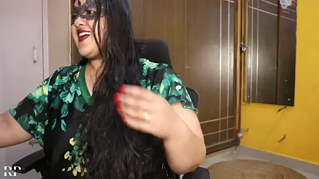 Snapshot of AgniPriya chatting on January 2025 12:45:01 AM AgniPriya online show from January 2025 12:45:01 AM