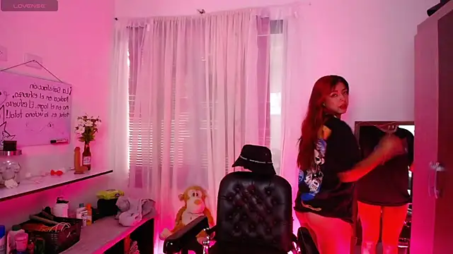 Misslana wn1 online show from December 2024 08:18:01 PM