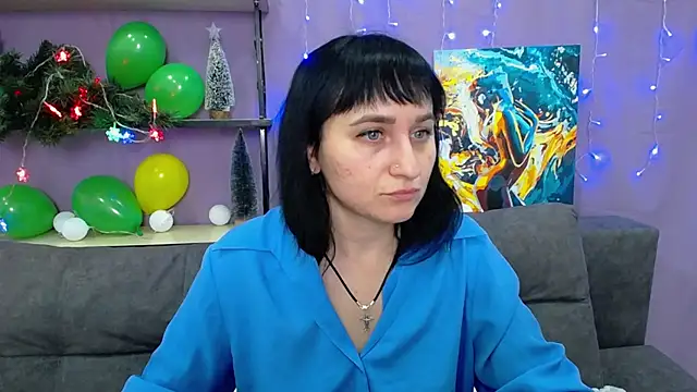 NinaFlawlees online show from January 2025 05:41:02 AM