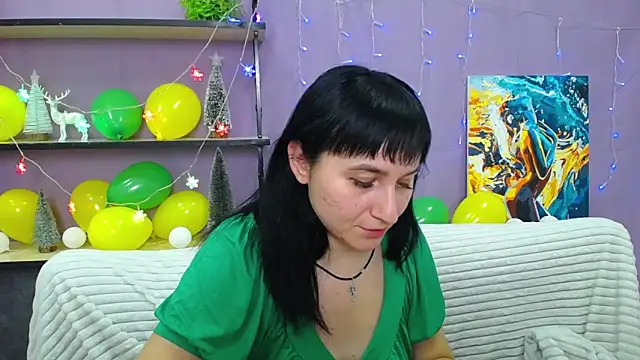 NinaFlawlees online show from January 2025 03:01:01 AM