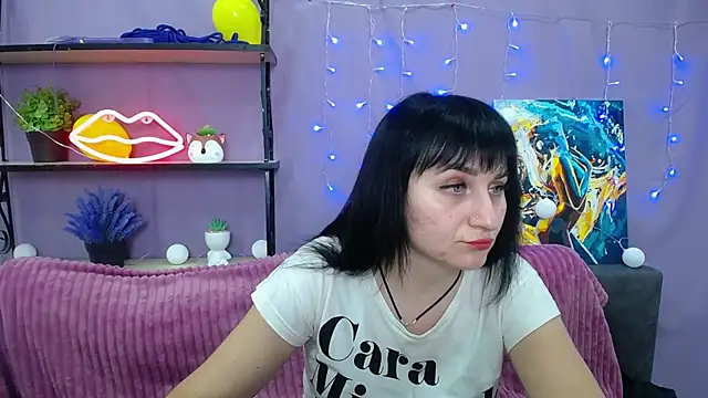 NinaFlawlees online show from January 2025 10:45:01 PM