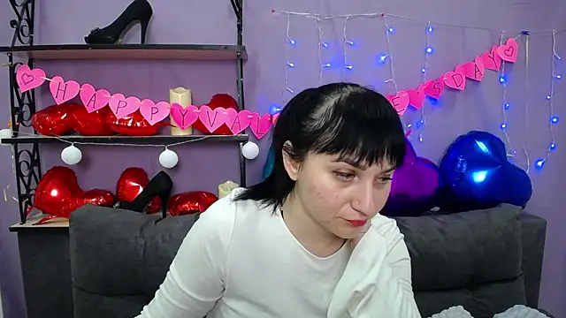 NinaFlawlees online show from February 2025 11:28:02 PM