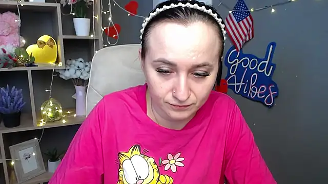 NinaFlawlees online show from July 2026 06:16:02 AM